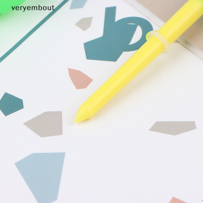 Giá Đỡ Bóng Golf Bằng Cao Su Họa Tiết Hoạt Hình Kèm Đèn Led Chống Mất Tiện Dụng