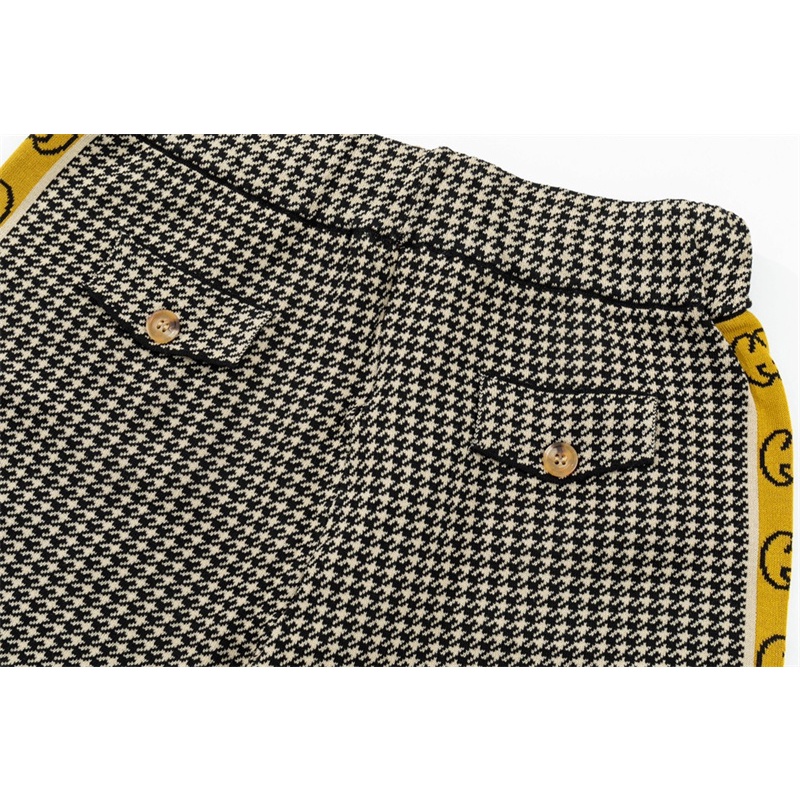 Phụ Kiện Chuyên Dụng Dành Cho Xe Hơi (G) / U. U...* C &amp; Xu Hướng Mới Quần Short Dệt Kim jacquard Thủ Công Thoải Mái Thời Trang Cho Nam Và Nữ Cùng Phong Cách