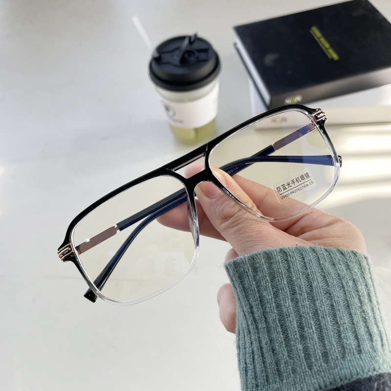 Kính Mát Gọng Lớn Chống Ánh Sáng Xanh Thời Trang Cho Nam Và Nữ