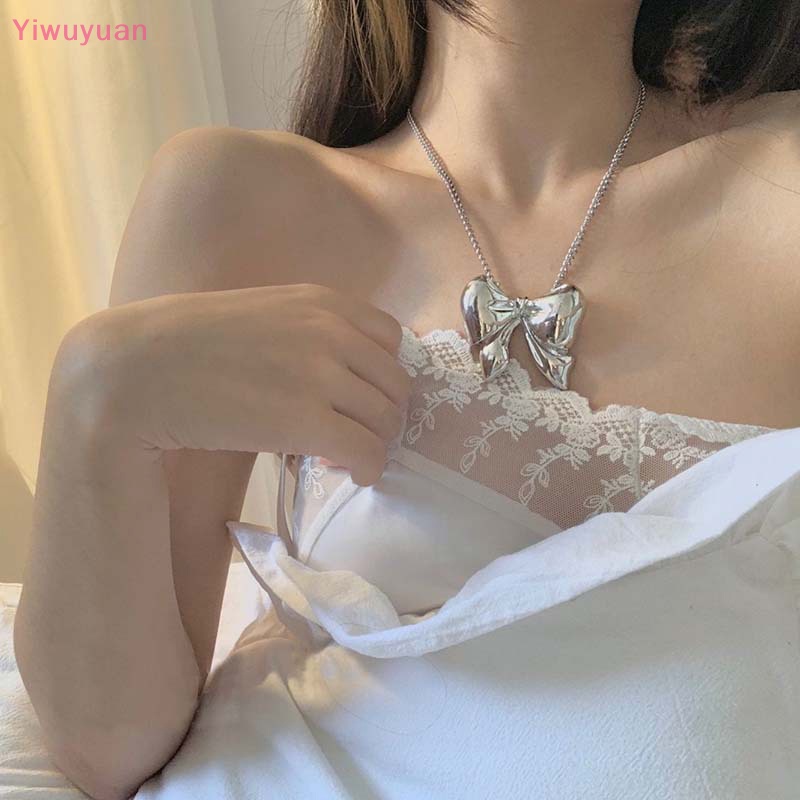 Vòng Cổ Choker Bằng Kim Loại Mặt Nơ Đính Ngọc Trai Thời Trang Mới