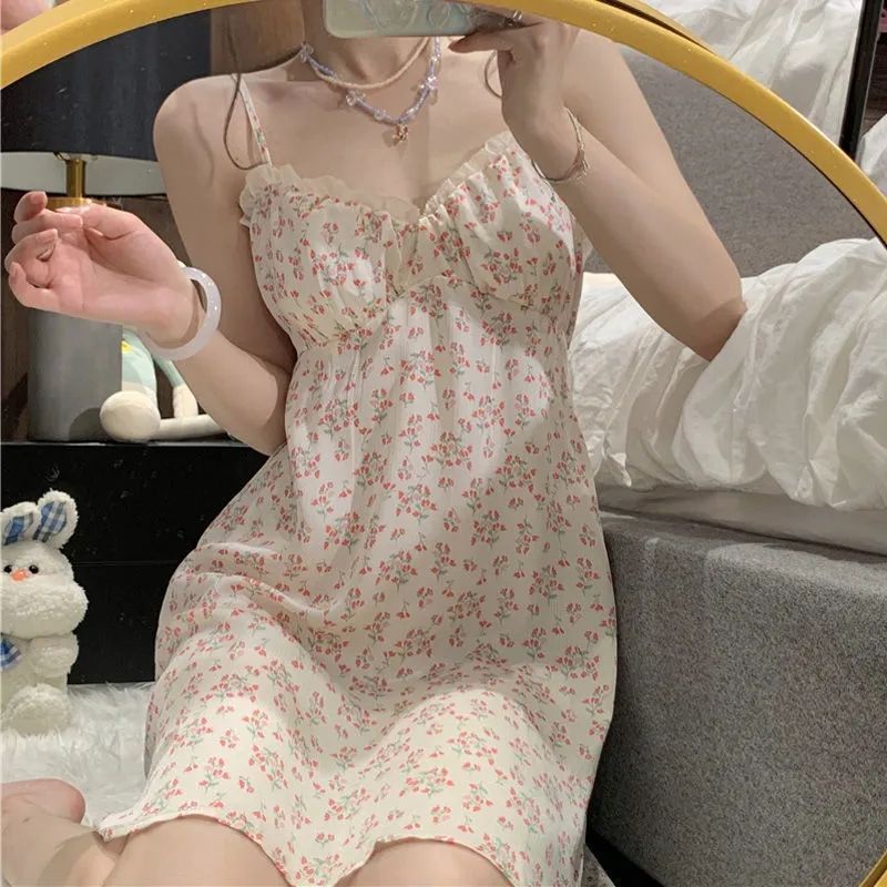 Đồ ngủ Hai Dây Có Mút Đệm Ngực In Hoa Dễ Thương Thời Trang Mùa Hè Quyến Rũ Cho Nữ