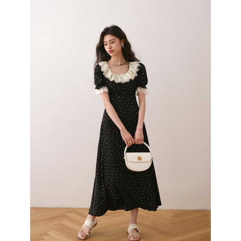 Đầm Tay Ngắn Cổ Lá Sen Màu Đen Phong Cách Pháp Thời Trang Mùa Hè 2023 LT4S