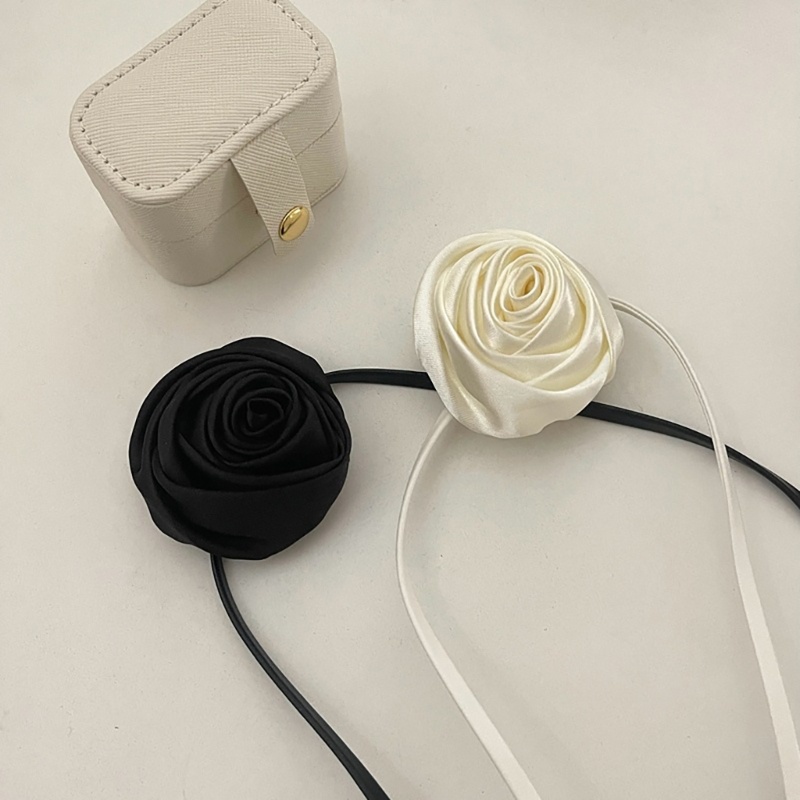 Vòng Cổ Choker Họa Tiết Hoa Lớn Thời Trang Lãng Mạn Cho Nữ