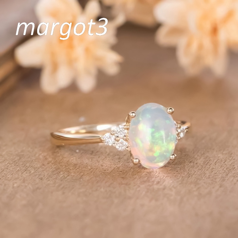 Nhẫn Đính Đá Opal Tự Nhiên Dành Cho Ngày Của Mẹ