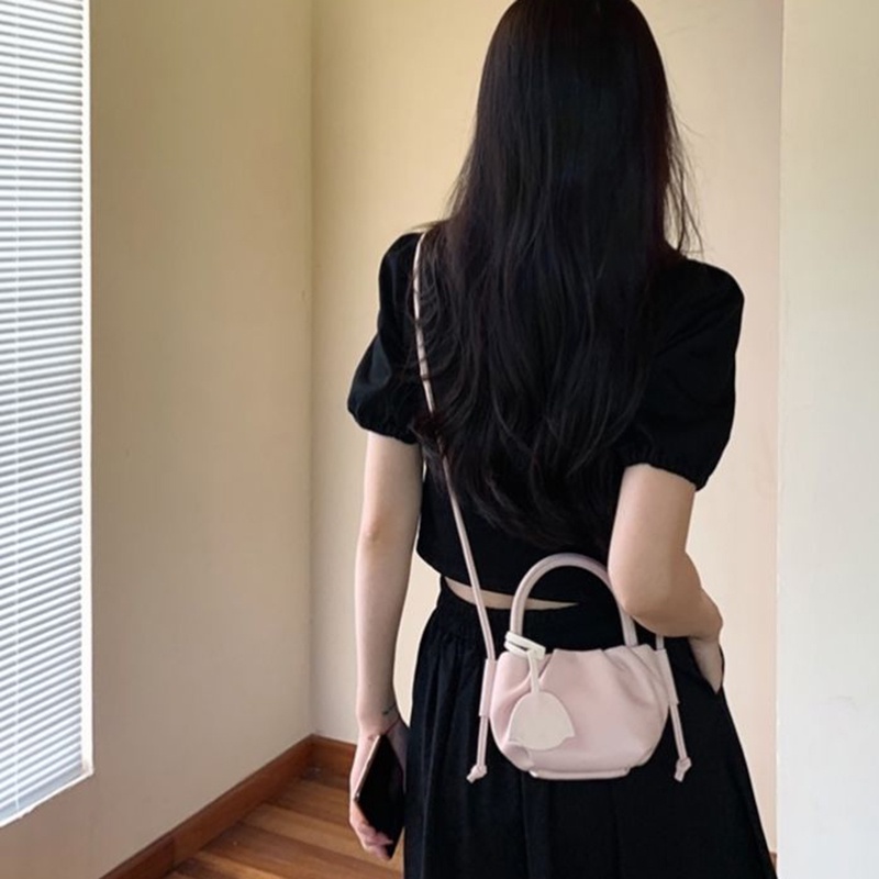 Túi Đeo Chéo Hình Đám Mây Mềm Mại Màu Trơn Dễ Thương Cho Nữ