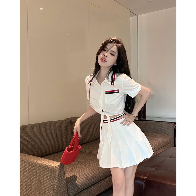 Set Áo Sơ Mi Trắng Kẻ Sọc Phối Chân Váy Xếp Ly Lưng Cao Thời Trang Phong Cách Hong Kong Trẻ Trung Cho Nữ