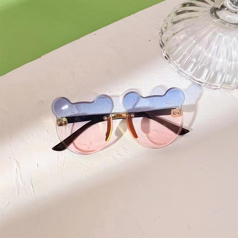 Kính Chống Nắng Chống Tia Cực Tím Hình Gấu Dễ Thương Thời Trang Cho Bé Trai Và Gái