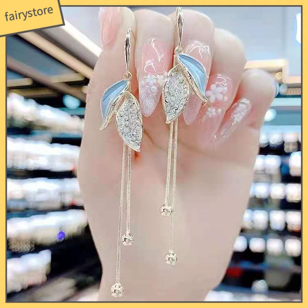 1 Đôi Bông Tai Hình Chiếc Lá Đính Đá Thời Trang Dành Cho Nữ