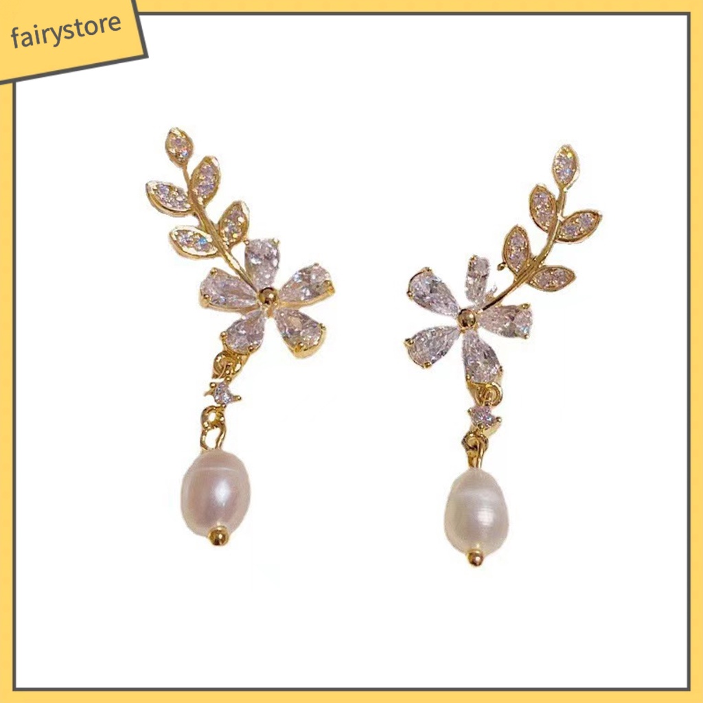 1 Đôi Bông Tai Hình Hoa Lá Đính Ngọc Trai Nhân Tạo Thời Trang