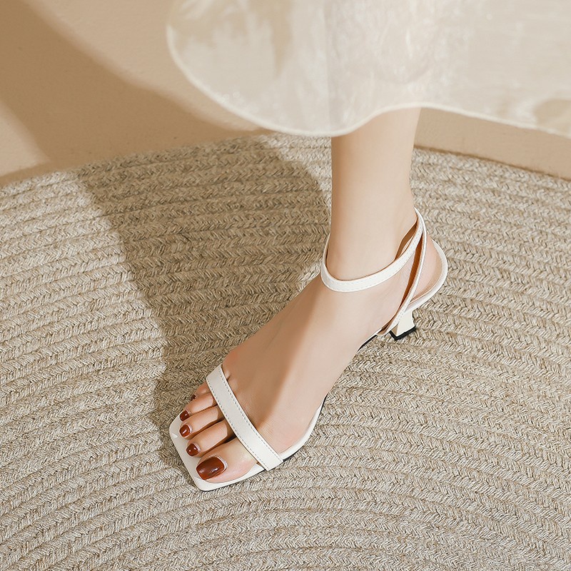 Duoya Tóc Thẳng ~ [Hàng Có Sẵn] Giày Sandal Cao Gót Hở Ngón Màu Đen Có Khóa Cài Sau Dễ Phối Đồ Cho Nữ Miễn Phí Vận Chuyển