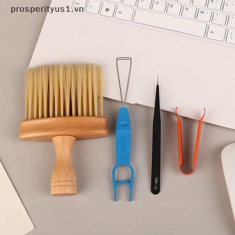 Set 4 Dụng Cụ Vệ Sinh Bàn Phím Cơ Chuyên Nghiệp Tiện Dụng