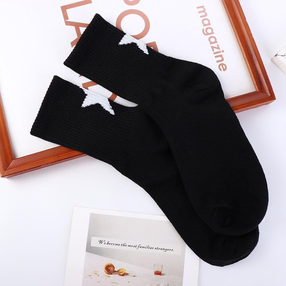 Vớ Cotton Thấm Hút Mồ Hôi Không Mài Mòn Họa Tiết Ngôi Sao Năm Cánh Đơn Giản Cá Tính Dành Cho Cặp Đôi Phiên Bản