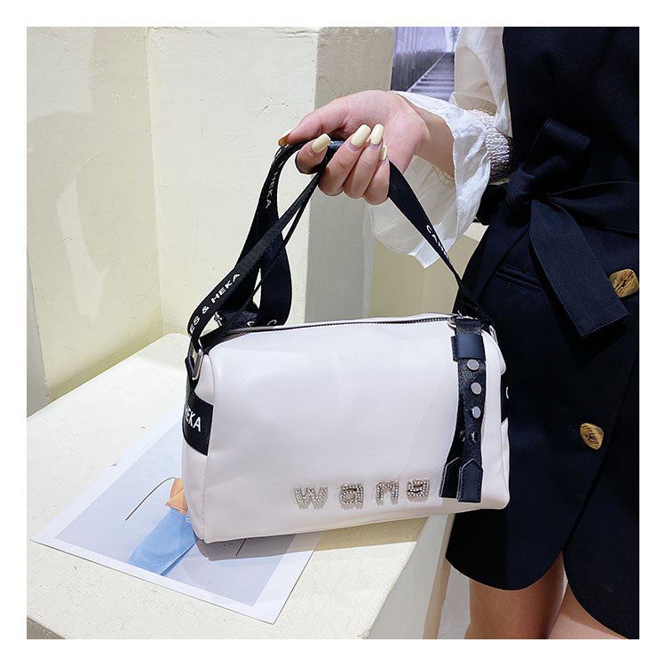 Túi Đeo Vai Thời Trang Dễ Phối Đồ Cho Nữ