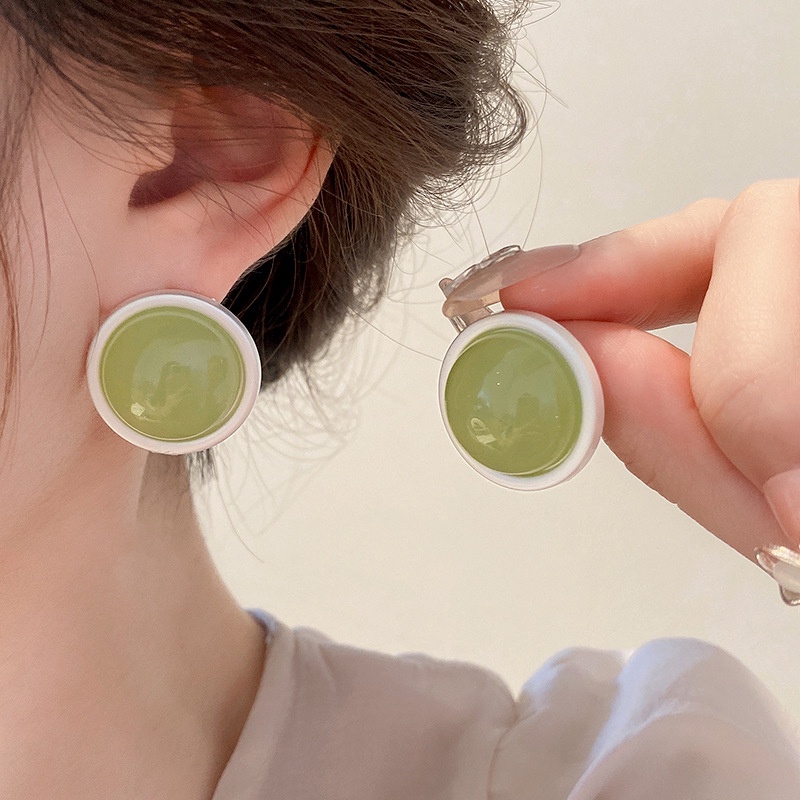 Bông Tai Hình Tròn Bằng Nhựa Màu Bạc Họa Tiết Đơn Giản Thời Trang Cho Nữ