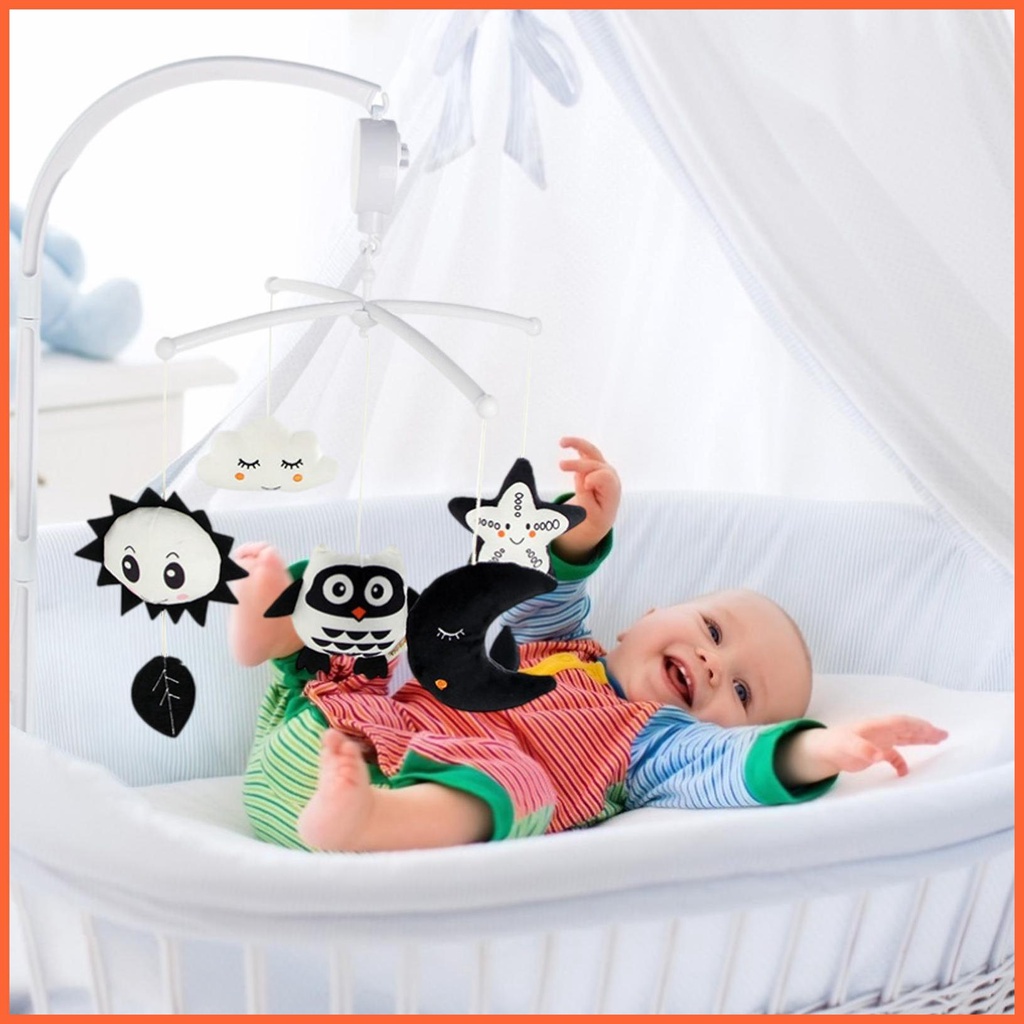 Đồ Chơi Di Động Treo Nôi Em Bé Màu Trắng Đen Mềm Mịn
