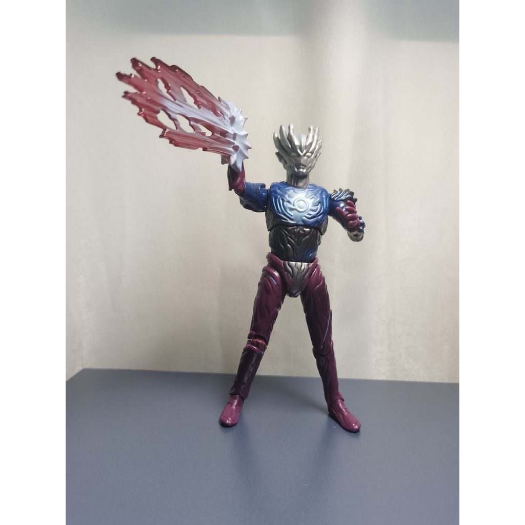Shf ultraman saga s.h. Mô Hình Đồ Chơi Siêu Nhân Xương Thật Có Thể Điều Chỉnh