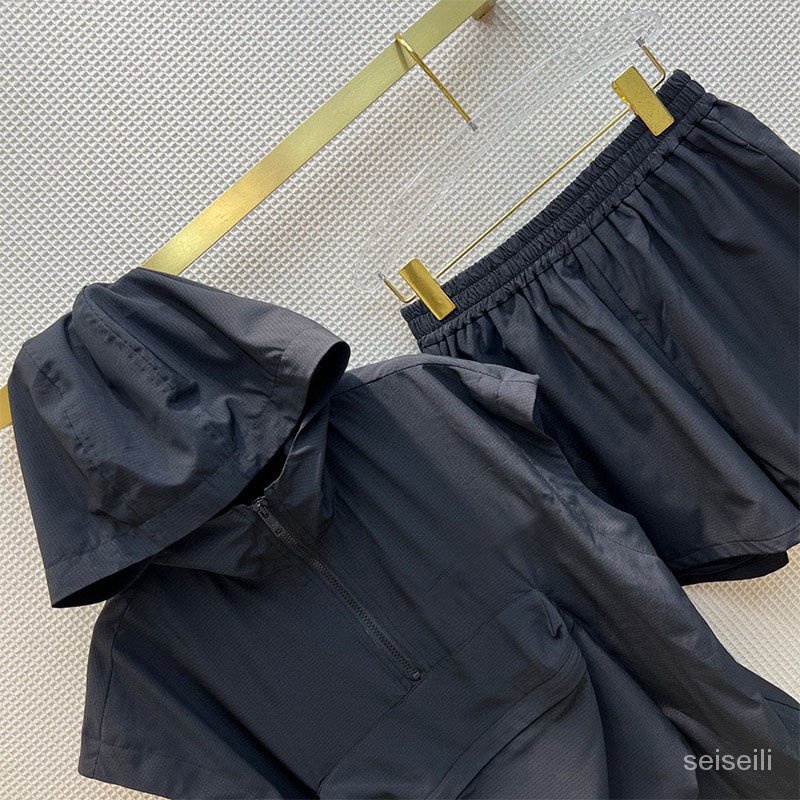 Fat MM extra large size big pocket hooded sleeveless sports suit women's summer elastic waist shorts two-piece set 2