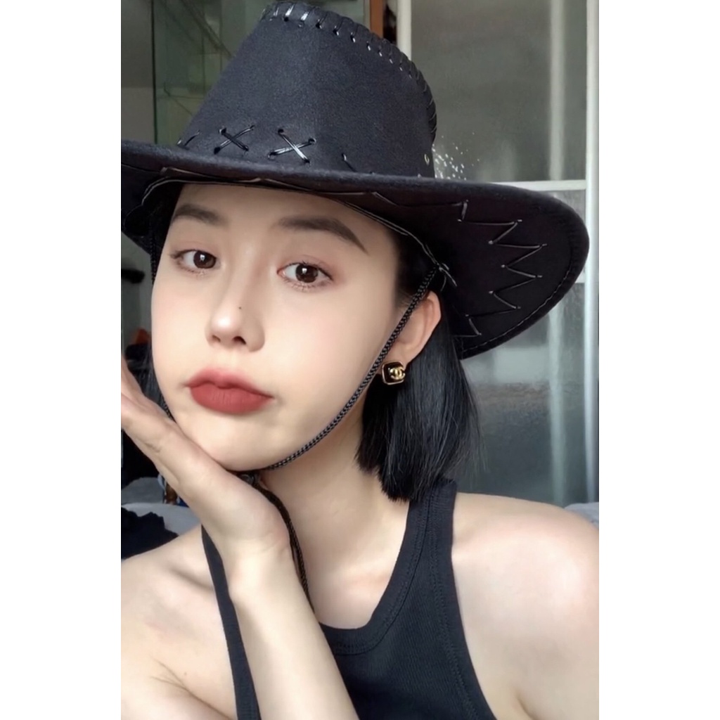 Bông Tai Bằng Thép Titan Chống Thấm Nước Không Gỉ In Logo Thời Trang Cho Nữ