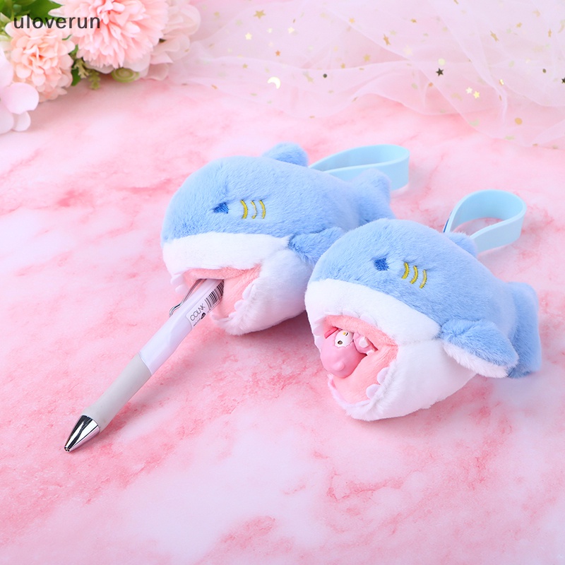 Móc Khóa Hình Cá Mập Nhồi Bông Đáng Yêu Dành Cho Bé