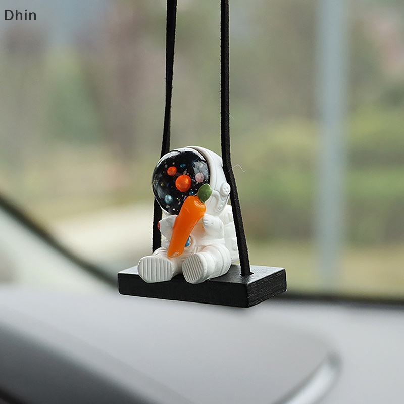 [Dhin] Creative astronaut car pendant rearview mirror pendant back packaging accessory COD