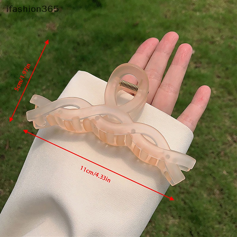 Kẹp Tóc Càng Cua Bằng Nhựa Màu Trơn Cỡ Lớn Thời Trang Cho Nữ ifashion365