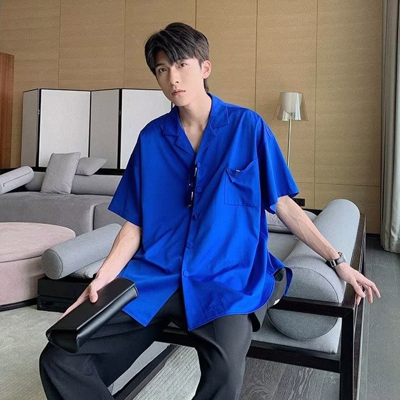 Áo Sơ Mi Ngắn Tay Màu Xanh Dương Nhạt Dáng Rộng Phong Cách Hàn Quốc Thời Trang Cho Nam
