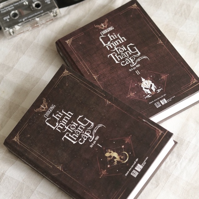 Sách Chỉ mình tôi thăng cấp - Bản Quyền