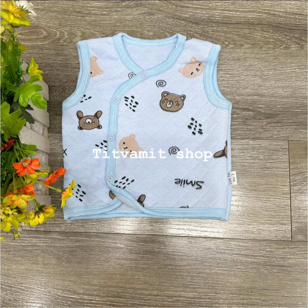 Áo gile vải trần bông cúc chéo họa tiết cho bé mặc thu đông