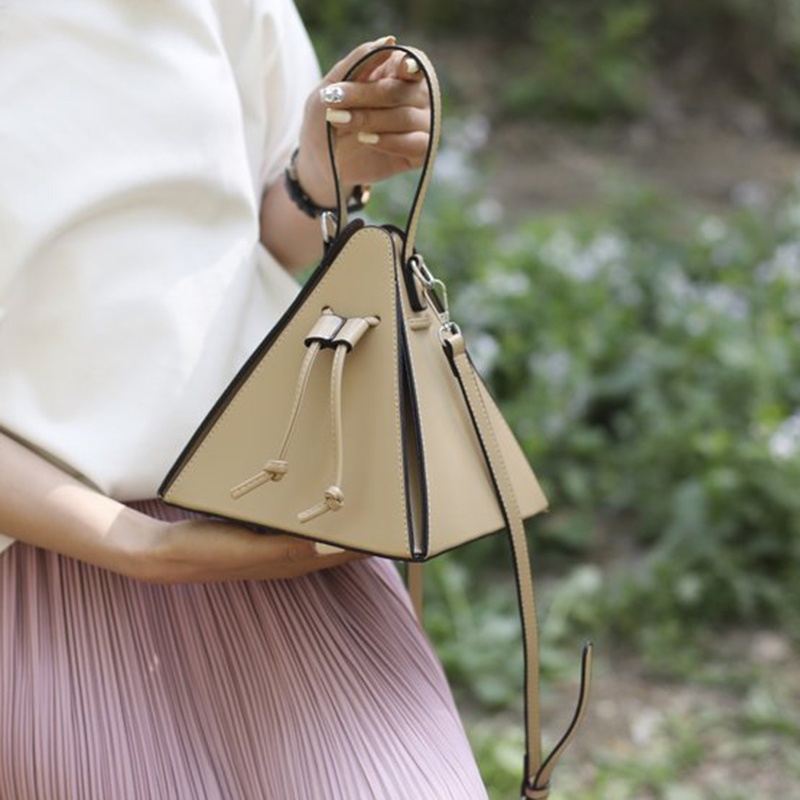 Túi Đeo Chéo Hình Tam Giác Ba Chiều Màu Kẹo Cá Tính Thời Trang