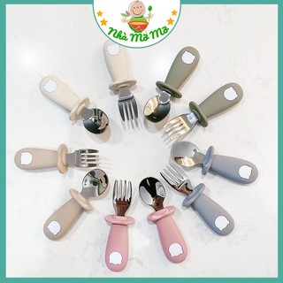 Set thìa nĩa gấu Hàn Tay cầm silicon Spoon & Fork Set Muỗng cán ngắn cho bé tập múc dễ dàng Nhà Mỡ