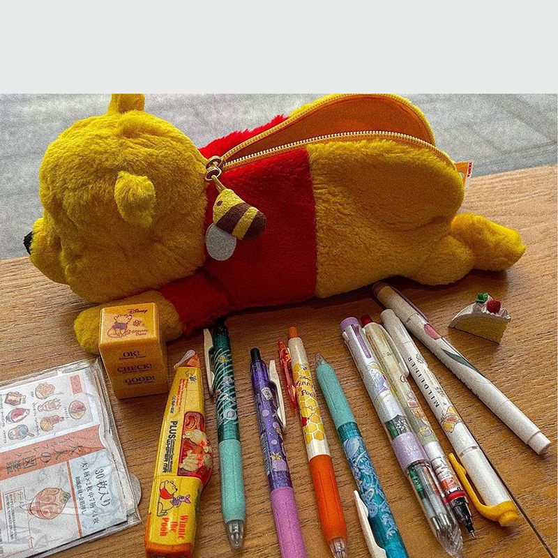 Hộp Bút Lông Thêu Hình Gấu Pooh Dễ Thương Sáng Tạo