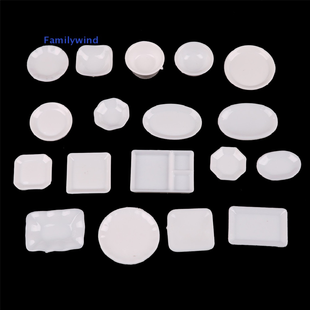 Set 18 Đĩa Nhựa Đồ Chơi Mini Tỷ Lệ 1 / 12 Dùng Để Trang Trí Nhà Búp Bê