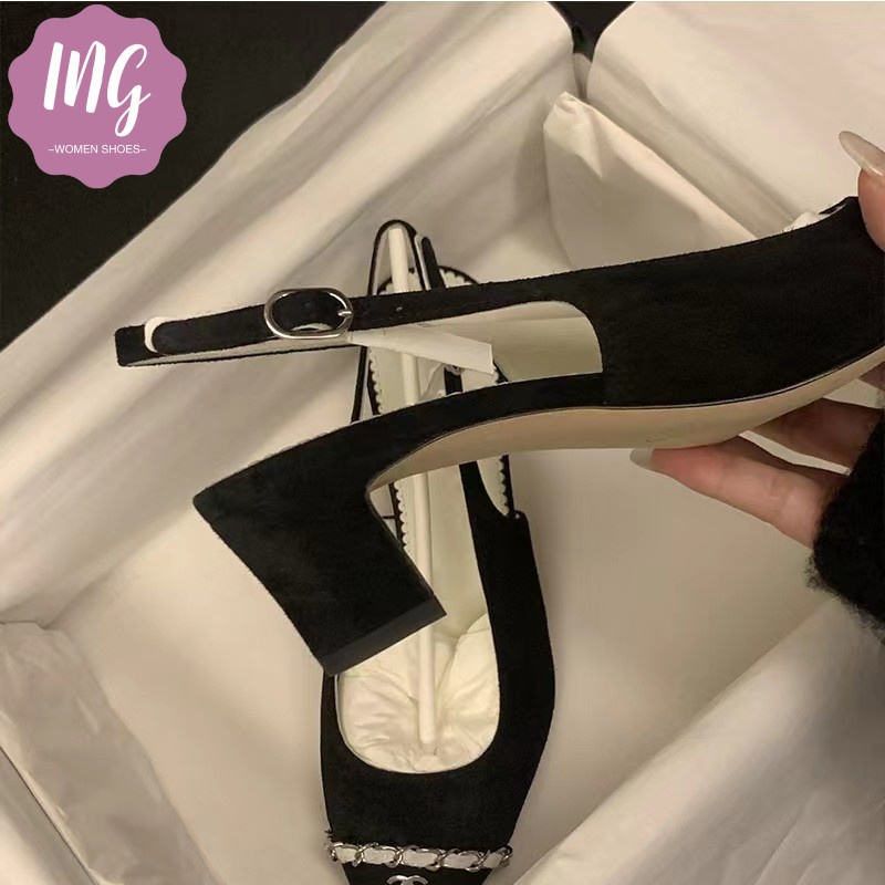 Giày Cao Gót Mũi Nhọn Phối Dây Xích Thời Trang Quyến Rũ Cho Nữ