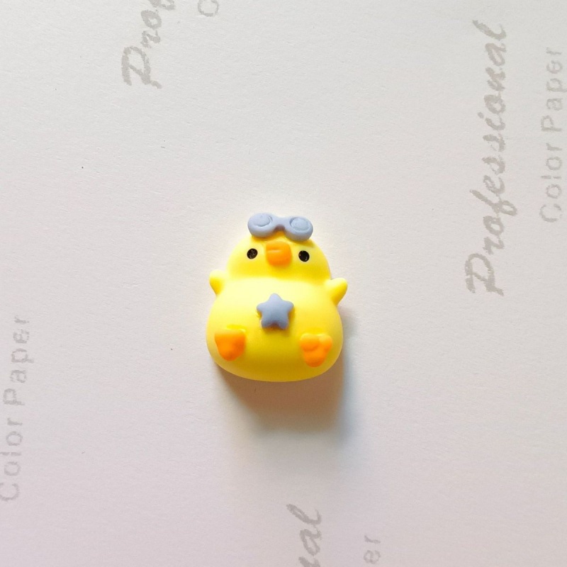 Nam Châm Dán Trang Trí Hình Gà Con Màu Vàng Dễ Thương