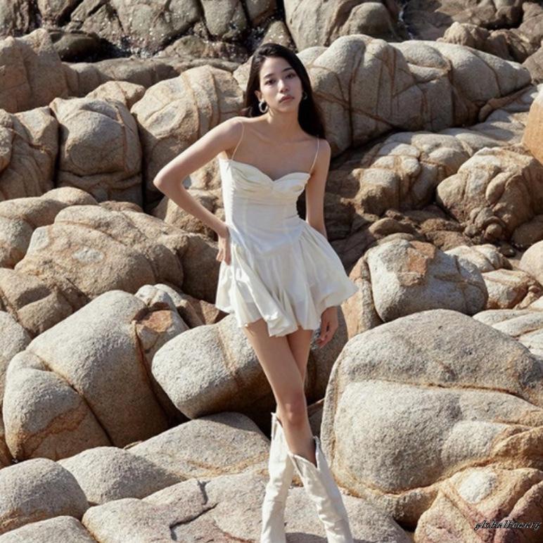 Đầm Mini Không Tay 00GB Hở Lưng Màu Trơn Thời Trang Mùa Hè Cho Nữ