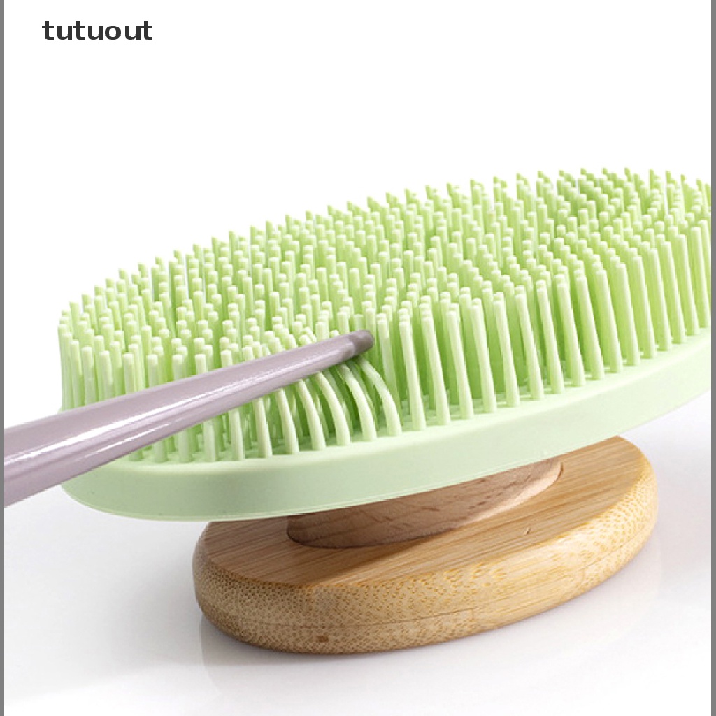Bàn Chải Tắm Bằng Silicon Với Tay Cầm Bằng Tre Tiện Dụng