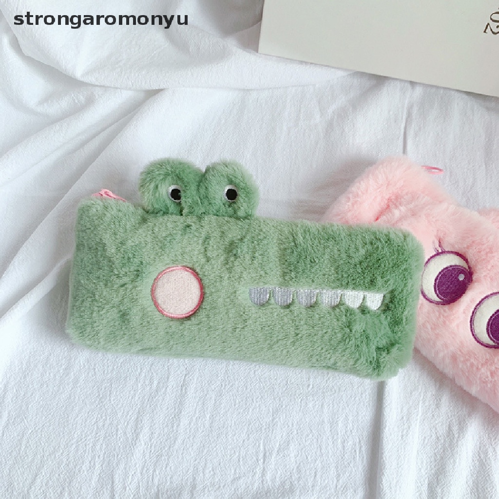 Túi Đựng Bút / Mỹ Phẩm Phủ Lông Họa Tiết Hoạt Hình Dễ Thương Cỡ Lớn Tiện Dụng