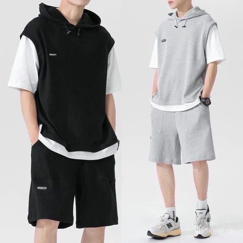 Bộ Áo Thun Ngắn Tay + Quần Lửng Dáng Rộng Chất Lụa Mỏng Phong Cách Đường Phố Cá Tính Cho Nam cxbluokesi.vn417