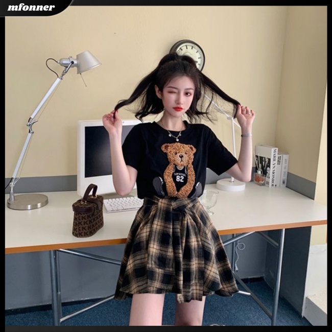 Set 2 Món Áo Thun Cổ Thuyền Ngắn Tay In Hình Gấu + Chân Váy Caro Thời Trang Cho Nữ