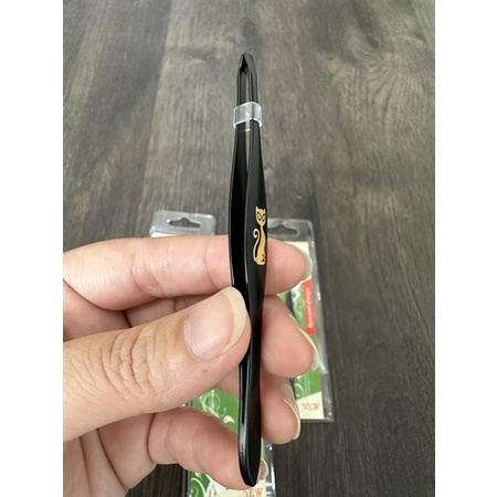 Nhíp đen hình con mèo - dụng cụ makeup