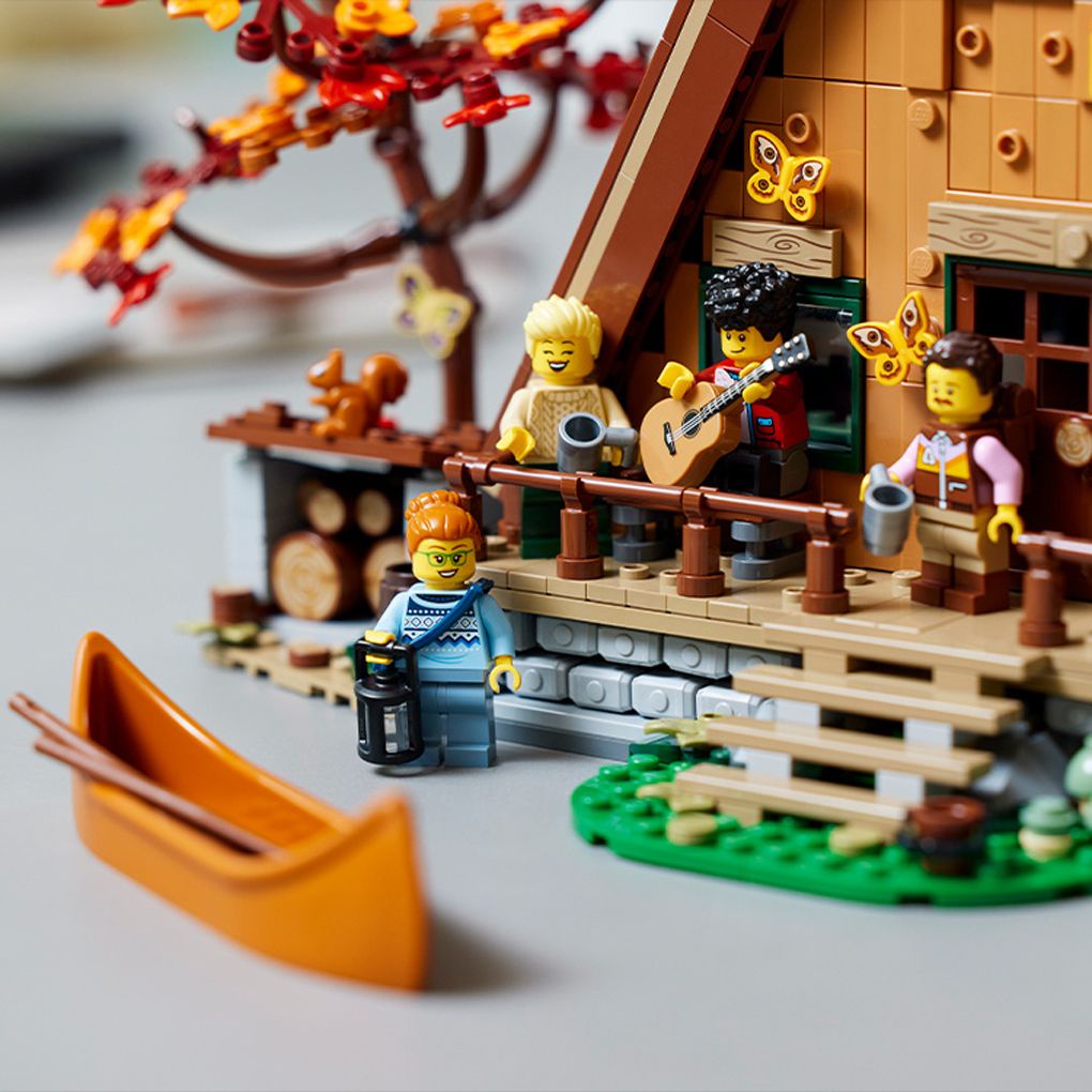 Bộ Đồ Chơi Lắp Ráp Mô Hình Nhà Đường Phố LEGO 21338a