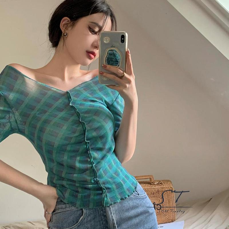 Áo Thun Ngắn Tay Cổ Chữ V Họa Tiết Caro Thời Trang Cho Nữ