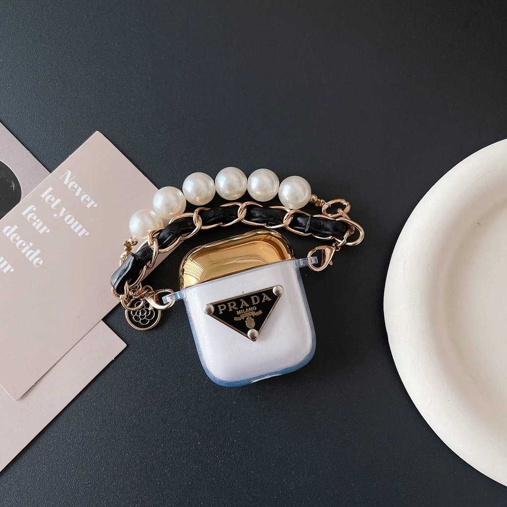 Vỏ Bảo Vệ Hộp Sạc Tai Nghe AirPods 1 / 2 / 3 Pro2 2022 Bluetooth Không Dây Bằng tpu Mềm Trong Suốt Chống Trầy Hình Tam Giác Màu Trắng Đen 3D Thời Trang