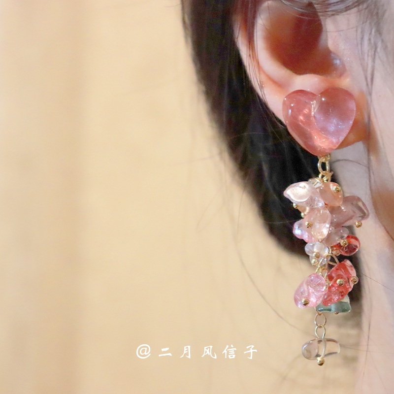 Khuyên Tai Chuỗi Trái Tim Đính Hạt Tua Rua