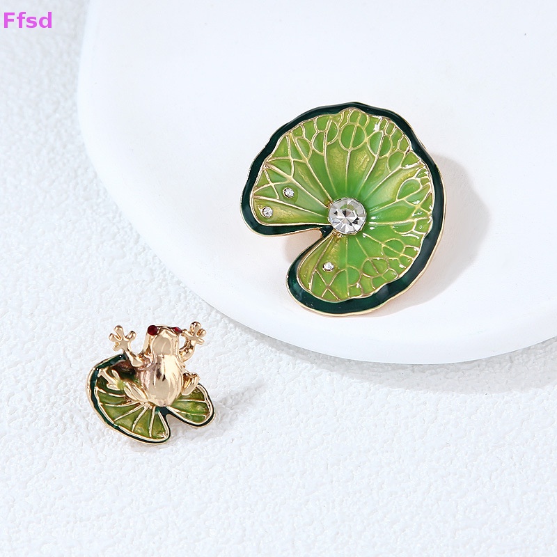{Ffsd} Bộ 2 Ghim Cài Áo Hình Lá Sen / Ếch Đính Đá Thời Trang Dự Tiệc Cho Nữ