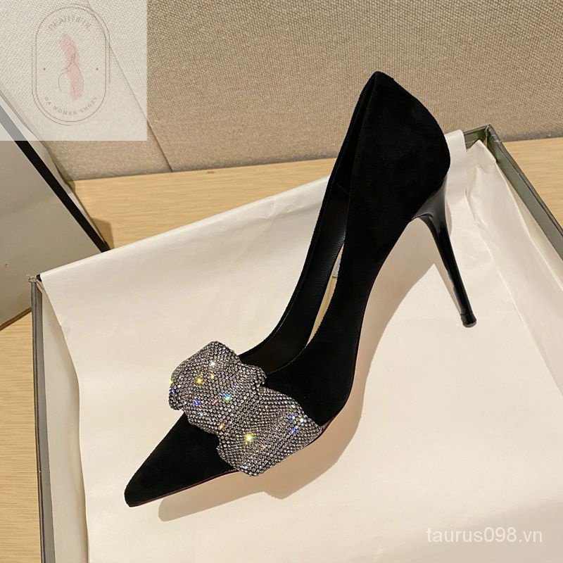 Giày Cao Gót Mũi Nhọn Màu Đen Đính Đá Sang Trọng Thời Trang Xuân Hè 2023 CP8A
