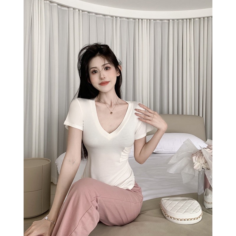 Áo Thun Tay Ngắn Cổ Chữ V Dáng Ôm Phối Túi Thời Trang Quyến Rũ Cho Nữ