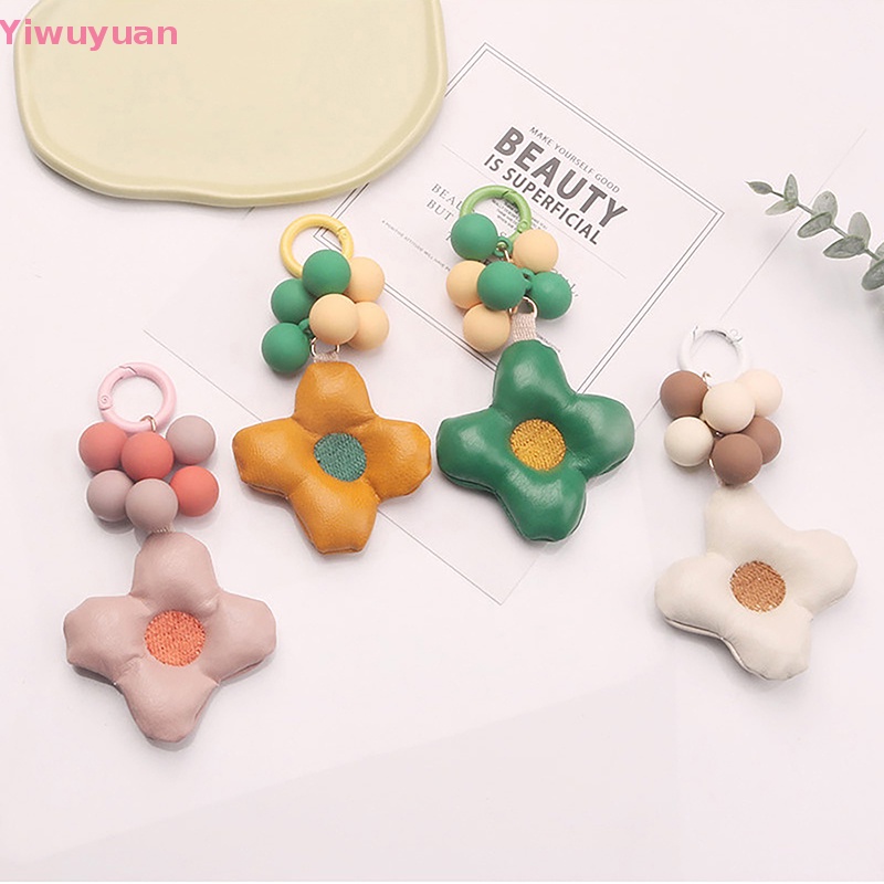 1 Móc Khóa Hình Hoa Nhiều Màu Sắc Thời Trang Mới