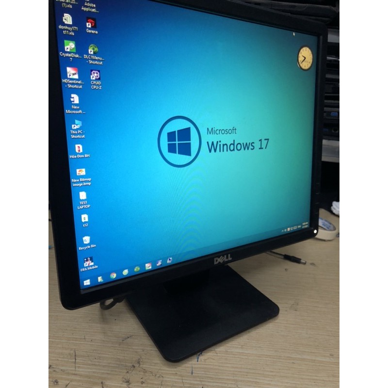 Màn Dell 17inch led  nguyên tem còn rất đẹp