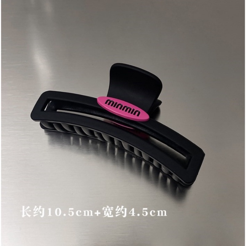 Kẹp Tóc Hình Vuông Bằng Acrylic Màu Đen Nhám In Chữ Phong Cách Hàn Quốc Thời Trang Cao Cấp Cho Nữ